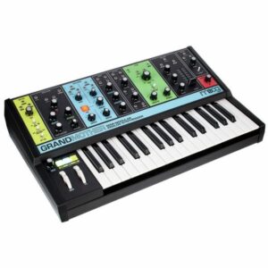 MOOG Grandmother аналогов синтезатор
