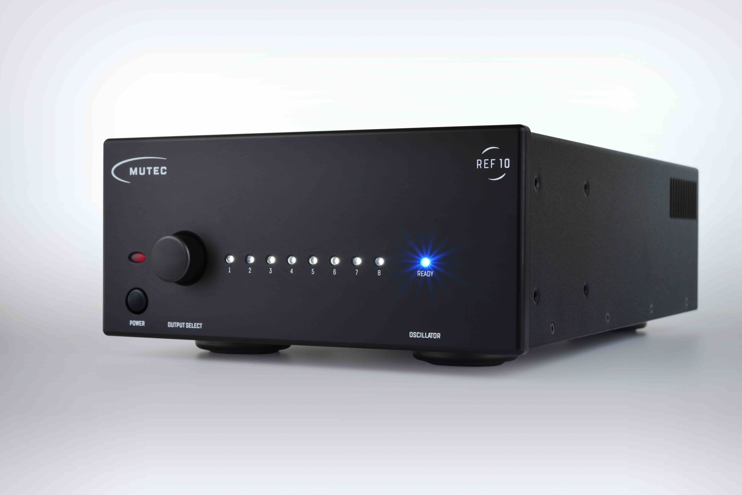 Mutec REF10 Audiophile 10 MHz Reference Master Clock - Image 4